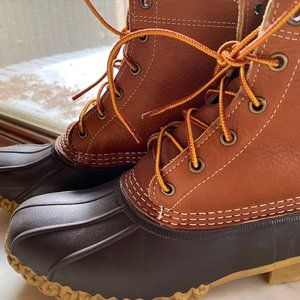 LL Bean Women's Duck Boots size 9 (like new)